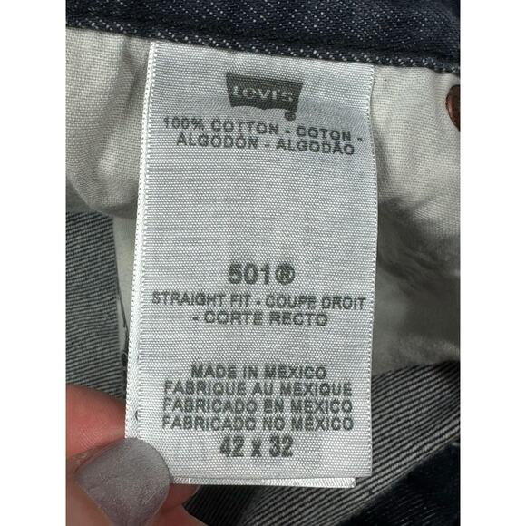 Levi's 501 Men's Straight Leg Button Fly Blue Denim Jeans - Size 42x32 (41x30.5) - Picture 5 of 5